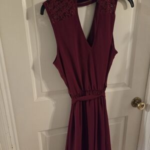 Like new v neck with lace burgundy embellishments at shoulder  sz large
